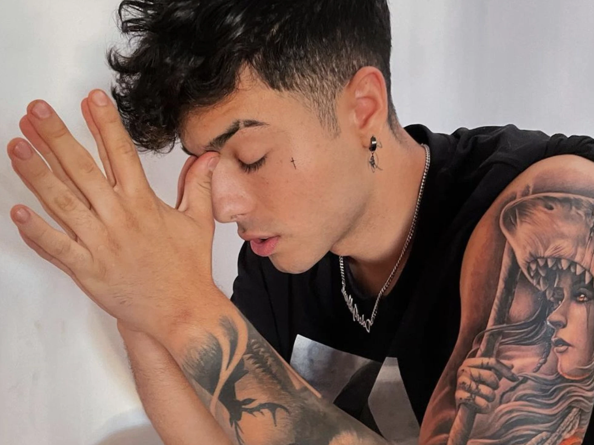 tiktoker Naim DarrechiENTUMENTV - ActivandoEmociones