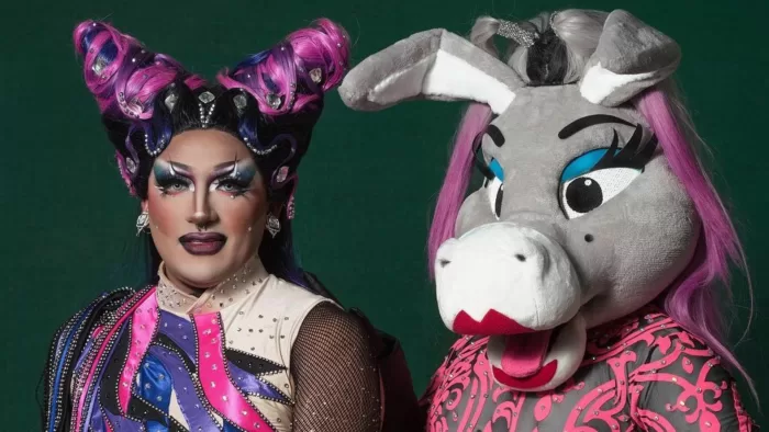 ¿ Quién es la Burrita Burrona, que se ha hecho viral en Youtube y Tiktok ?