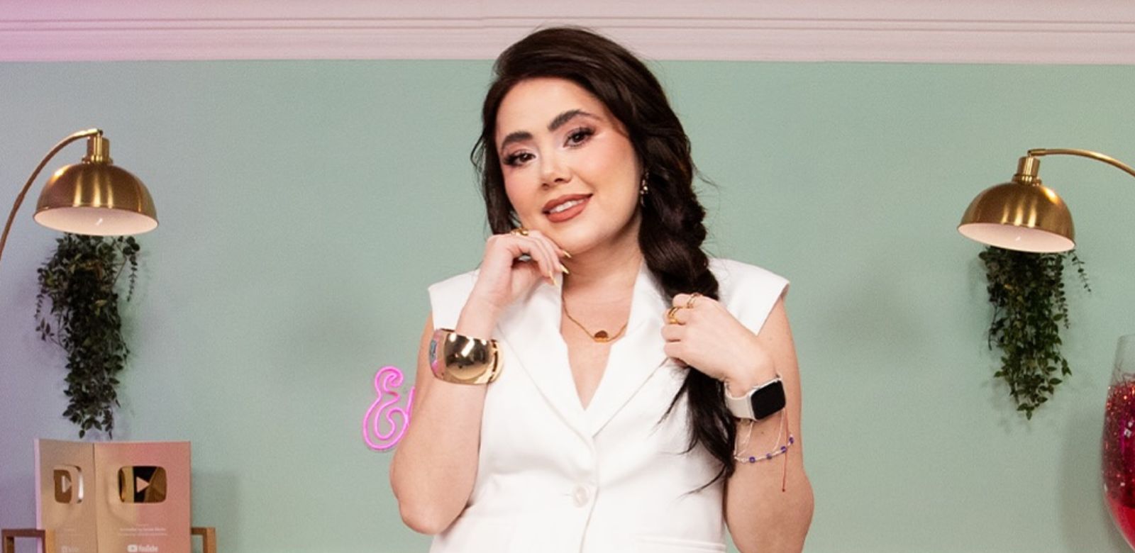 ¿Mariana Botas Corre Peligro en La Casa de los Famosos por Culpa de sus «Vibes» a lo Jessica Segura? ¡El Podcast en la Cuerda Floja!